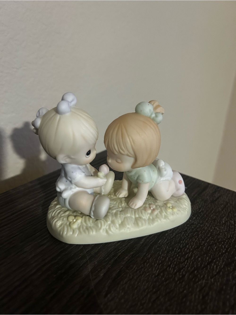 Precious moments good friends are forever @1996 porcelain figurine